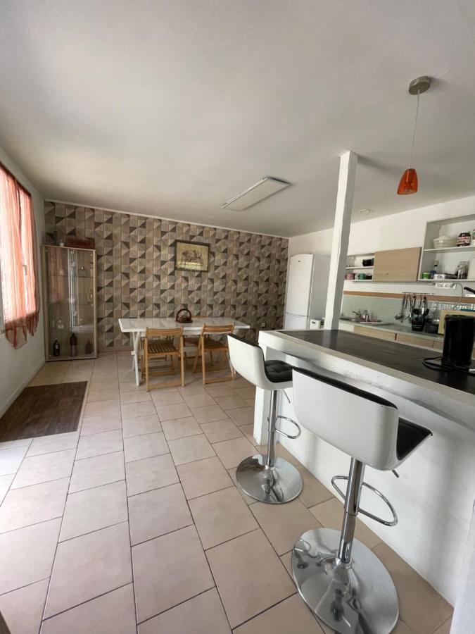 Agreable Maison Entre Zoo Et Chateaux Le Controis-en-Sologne Exterior photo